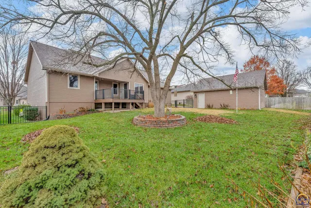 $459,000 | 2405 Southeast Saturn Drive, Topeka, KS 66605