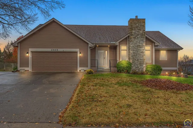 $459,000 | 2405 Southeast Saturn Drive, Topeka, KS 66605