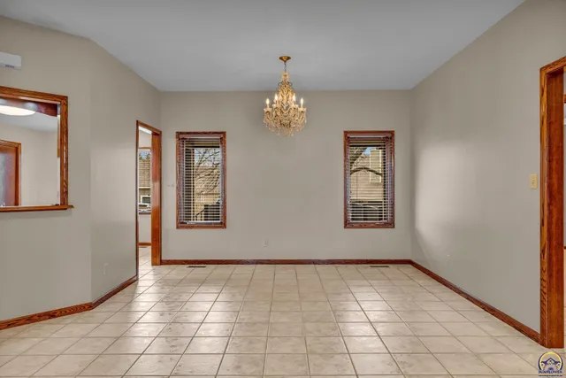 $448,000 | 2405 Southeast Saturn Drive, Topeka, KS 66605