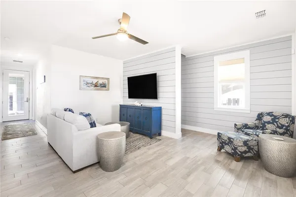 $1,990,000 | 135 Sunrise Avenue, Port Aransas, TX 78373