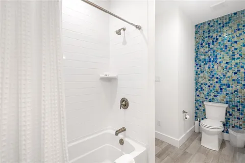 $1,990,000 | 135 Sunrise Avenue, Port Aransas, TX 78373