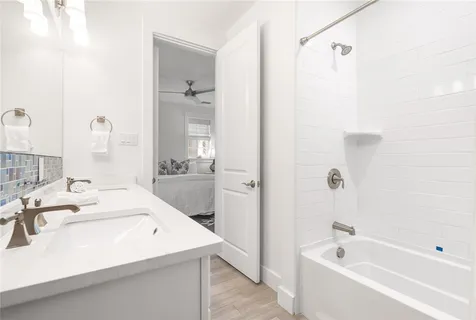 $1,990,000 | 135 Sunrise Avenue, Port Aransas, TX 78373