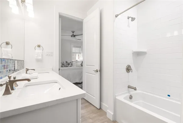 $1,990,000 | 135 Sunrise Avenue, Port Aransas, TX 78373