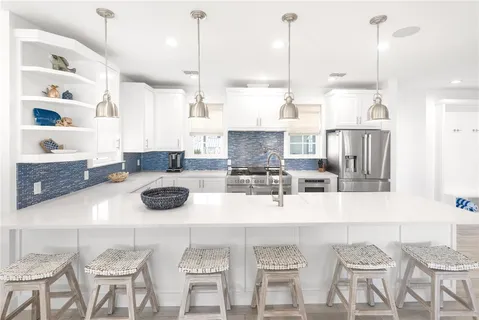 $1,990,000 | 135 Sunrise Avenue, Port Aransas, TX 78373