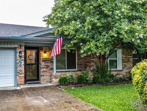 $365,900 | 14520 Shoredale Lane, Farmers Branch, TX 75234