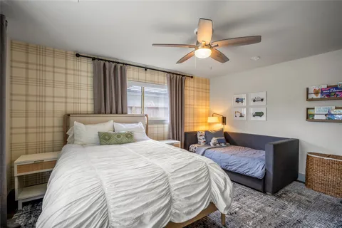$535,000 | 1911 Stebbins Drive, Houston, TX 77043