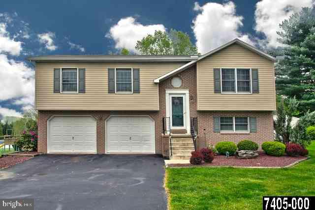 313 Kendale Road Red Lion, PA 17356 - Photo 1 of 25 Gallery Image 1
