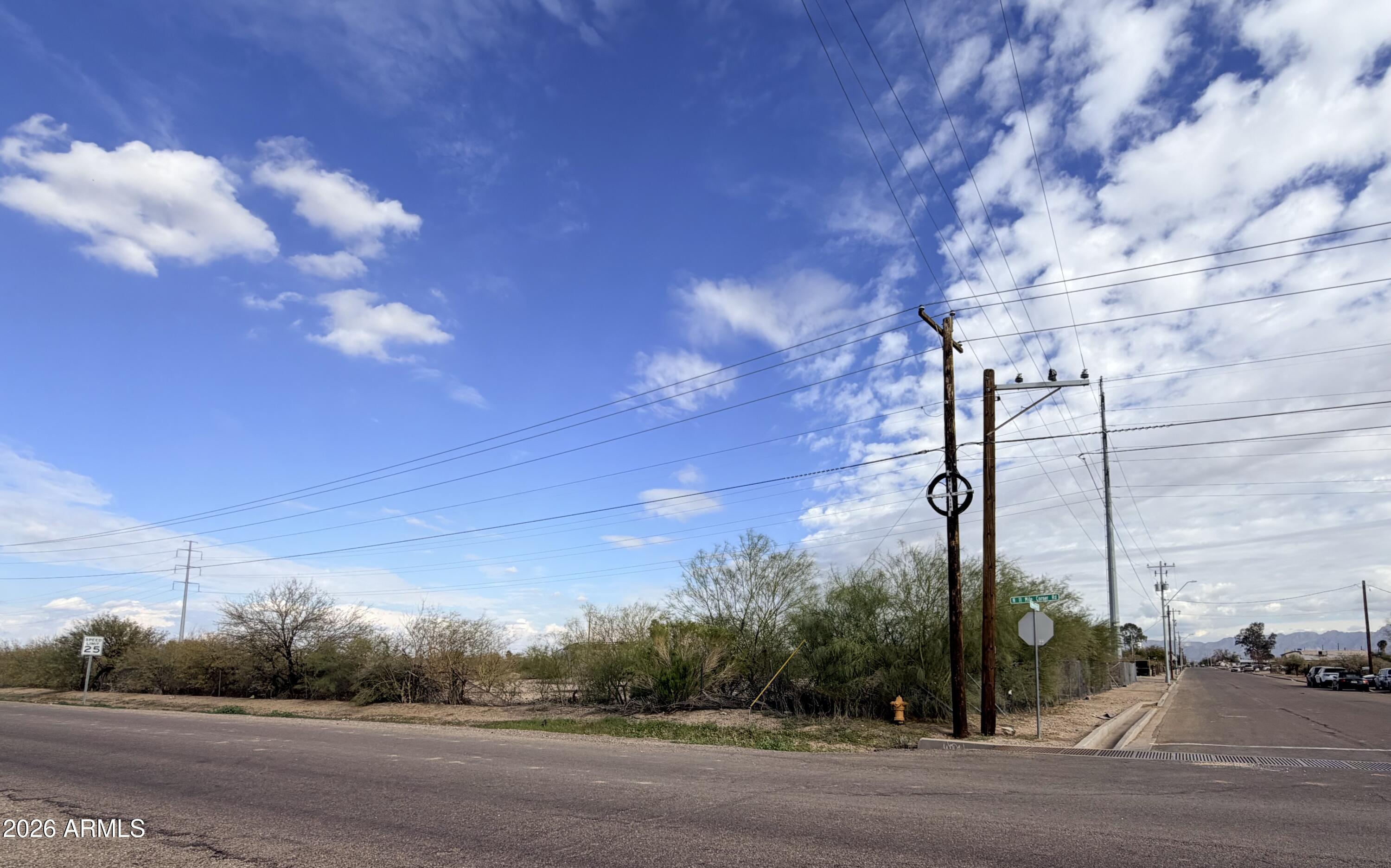 201 North 11 Mile Corner Road, Unit 11 Eloy, AZ 85131 - Photo 1 of 6 IMG_6687