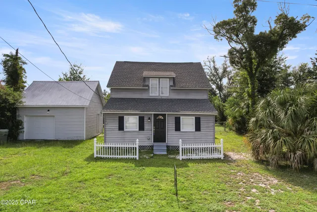 $299,900 | 1116 Michigan Avenue, Lynn Haven, FL 32444