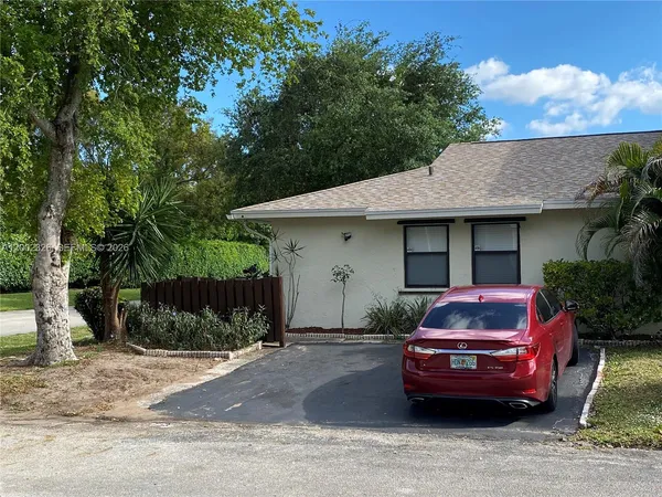 $2,475 | 16387 Water Way, Unit 16387, Delray Beach, FL 33484