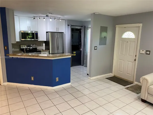 $2,475 | 16387 Water Way, Unit 16387, Delray Beach, FL 33484