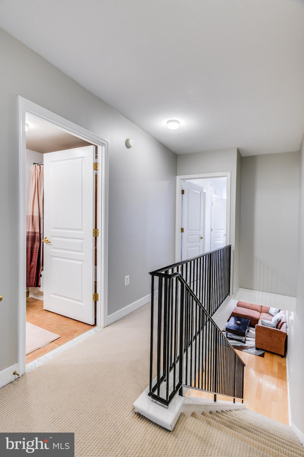 616 E Street Northwest, Unit 446 Washington, DC 20004 - Photo 15 of 66 an entryway with a livingroom