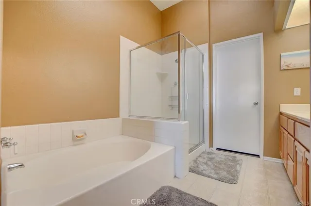 $3,100 | 690 Azure Lane, Unit 5, Corona, CA 92879