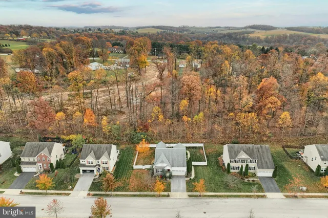 $450,000 | 947 Countryside Road, Seven Valleys, PA 17360