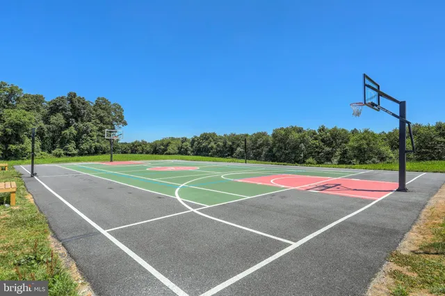 $450,000 | 947 Countryside Road, Seven Valleys, PA 17360