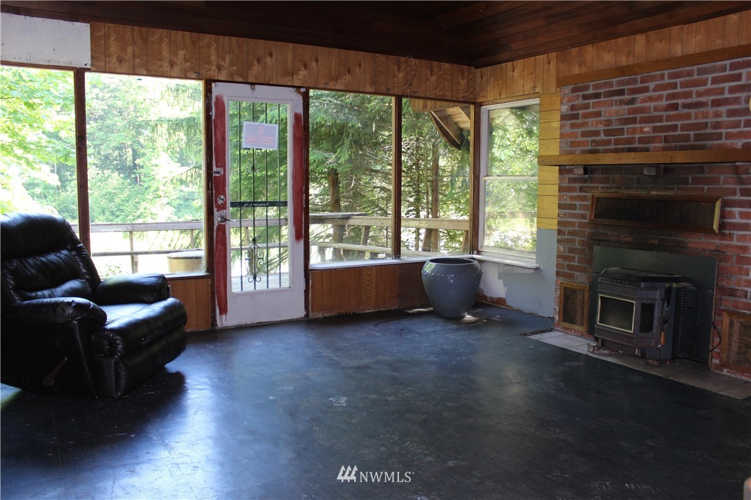 53027 South Riverside Road Gold Bar, WA 98251 - Photo 10 of 25