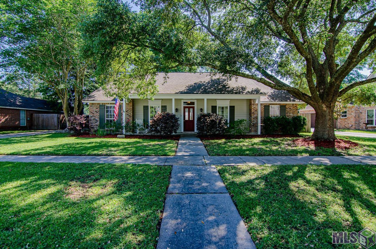 5533 Round Forrest Drive Baton Rouge, LA 70817 - Photo 2 of 22 Gallery Image 2