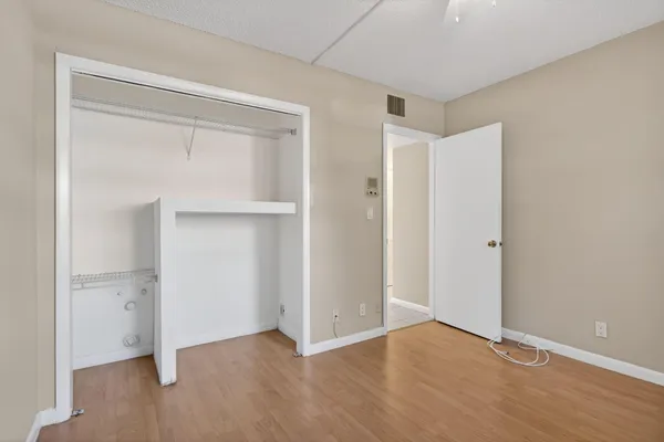 $2,500 | 1780 Northeast 39th Court, Unit 901, Pompano Beach, FL 33064
