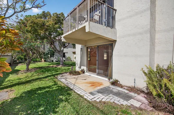 $2,500 | 1780 Northeast 39th Court, Unit 901, Pompano Beach, FL 33064