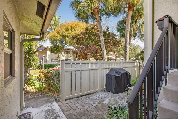 $2,500 | 1780 Northeast 39th Court, Unit 901, Pompano Beach, FL 33064