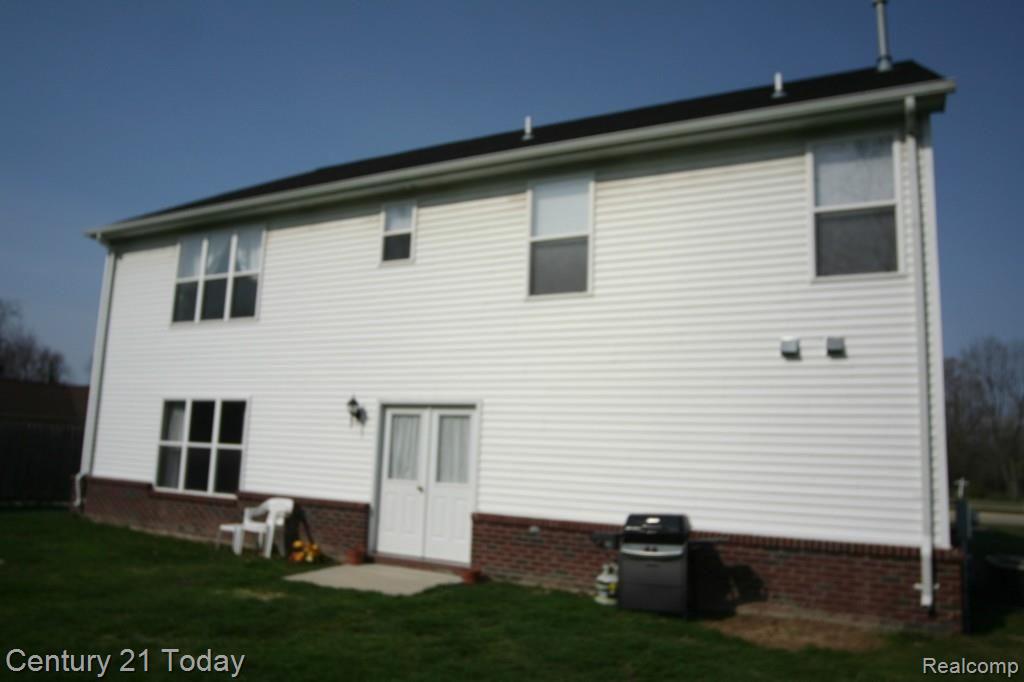 3669 Crooks Road Rochester, MI 48309 - Photo 2 of 36 WONDERFUL 4 BR FAMILY HOME