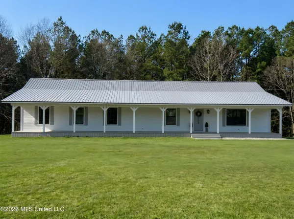 $259,000 | 2333 Comans Road, Carthage, MS 39051