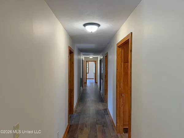 $259,000 | 2333 Comans Road, Carthage, MS 39051