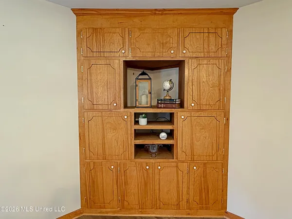 $259,000 | 2333 Comans Road, Carthage, MS 39051