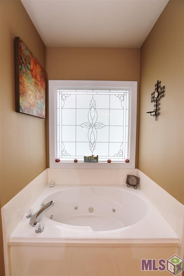 9144 Rue De Fluer Denham Springs, LA 70706 - Photo 14 of 20 Gallery Image 14