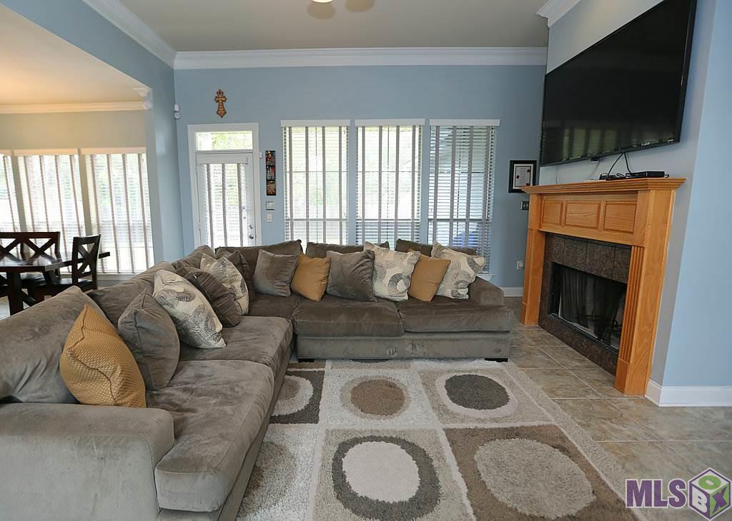 9144 Rue De Fluer Denham Springs, LA 70706 - Photo 6 of 20 Gallery Image 6