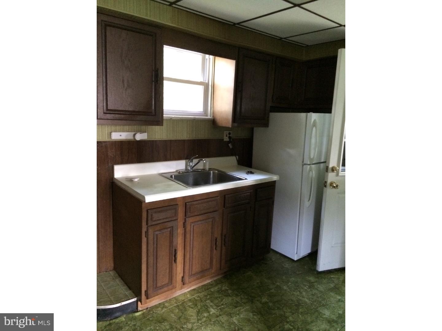 535 Warwick Road Lawnside, NJ 08045 - Photo 6 of 22