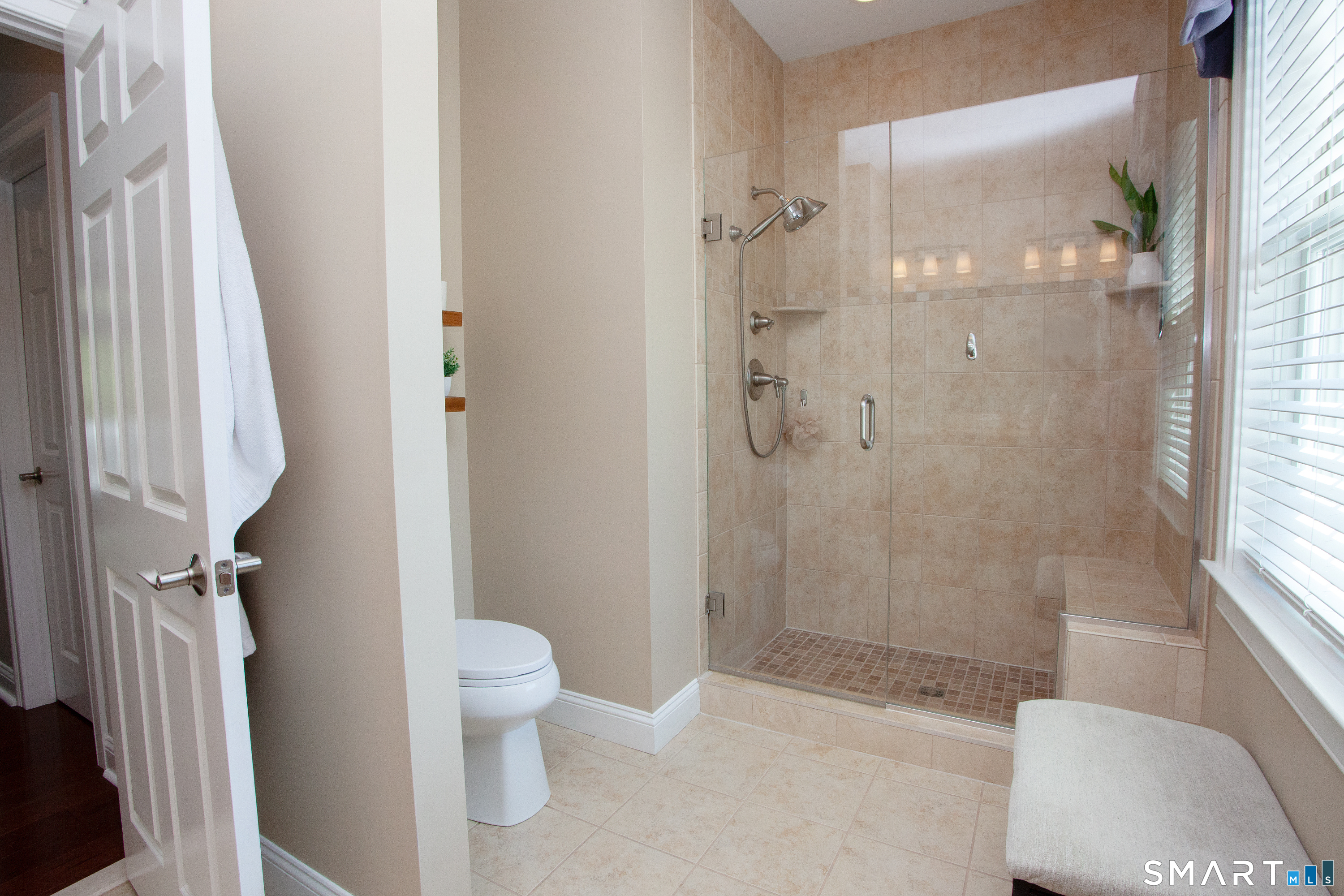 37 Bantry Road, Unit 37 Simsbury, CT 06070 - Photo 12 of 35