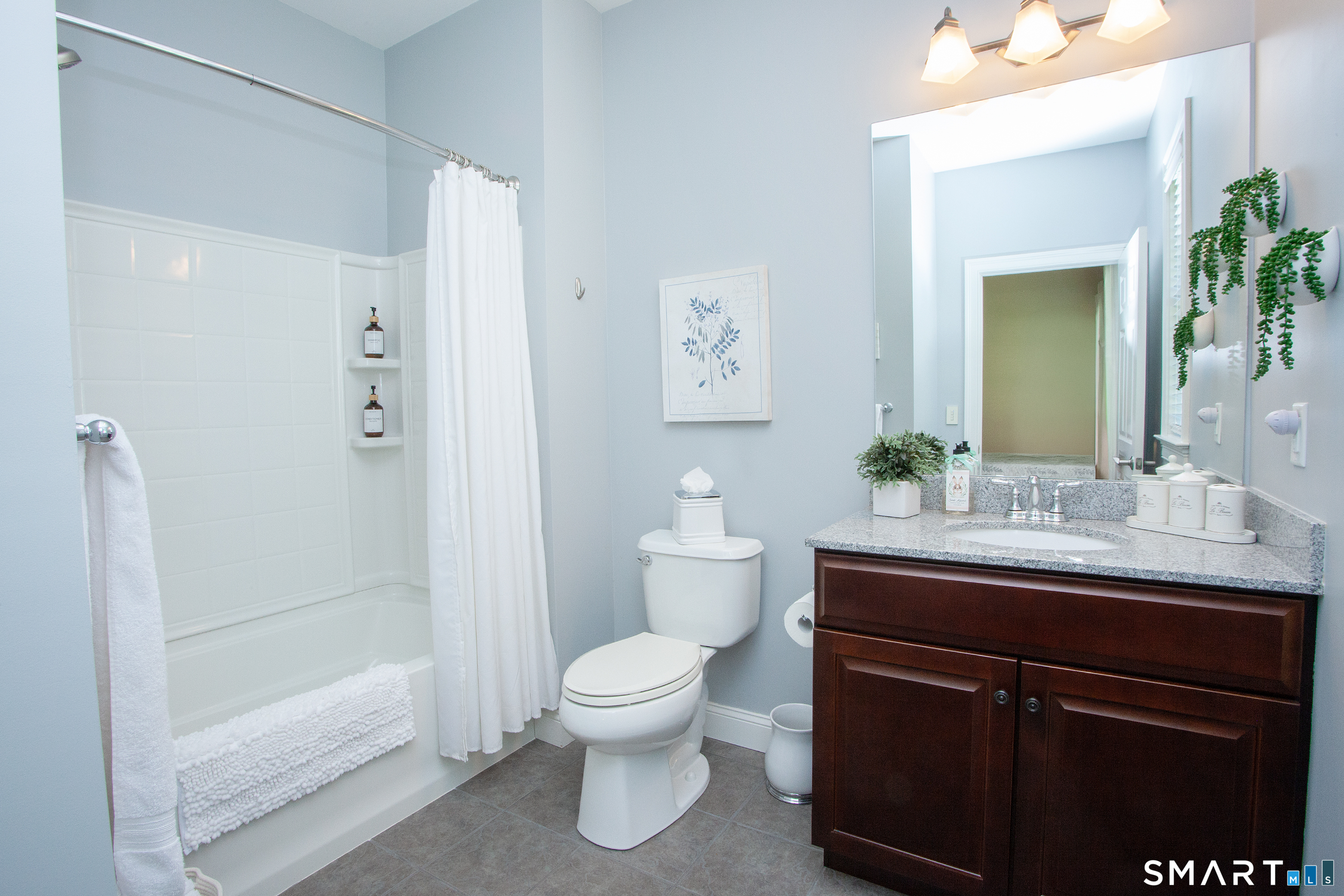 37 Bantry Road, Unit 37 Simsbury, CT 06070 - Photo 14 of 35