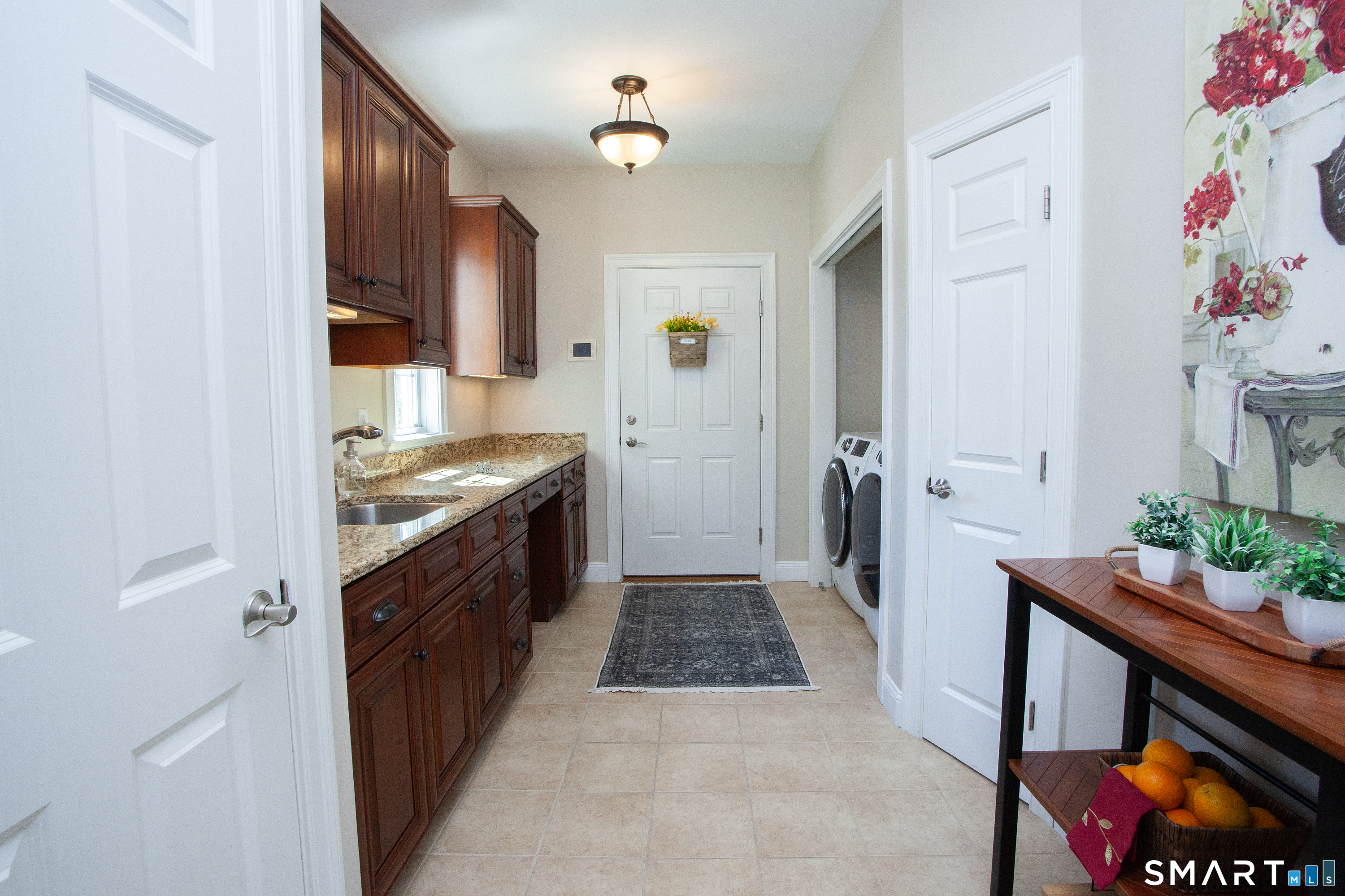 37 Bantry Road, Unit 37 Simsbury, CT 06070 - Photo 17 of 35