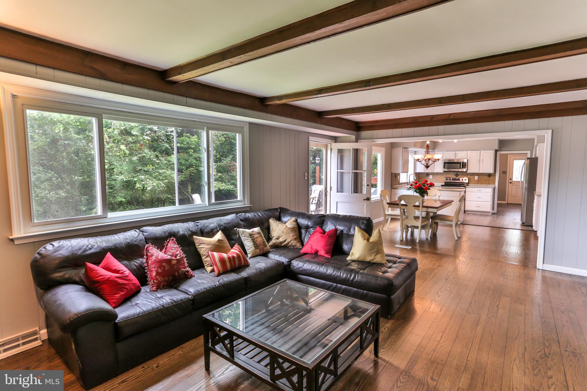 451 Valley View Road Langhorne, PA 19047 - Photo 20 of 69 Family room