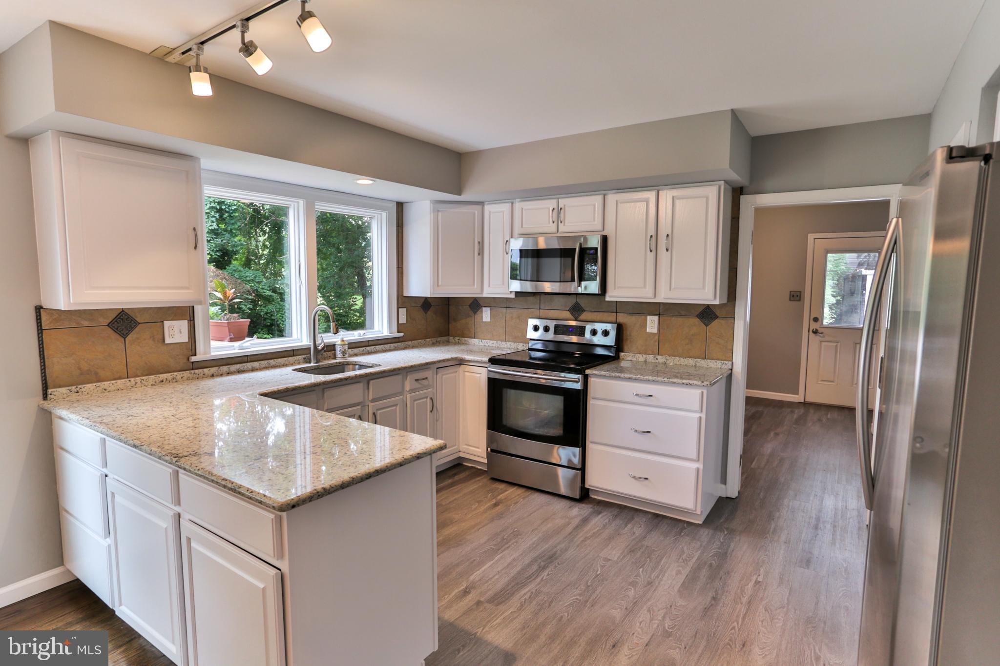 451 Valley View Road Langhorne, PA 19047 - Photo 23 of 69 Updated Kitchen