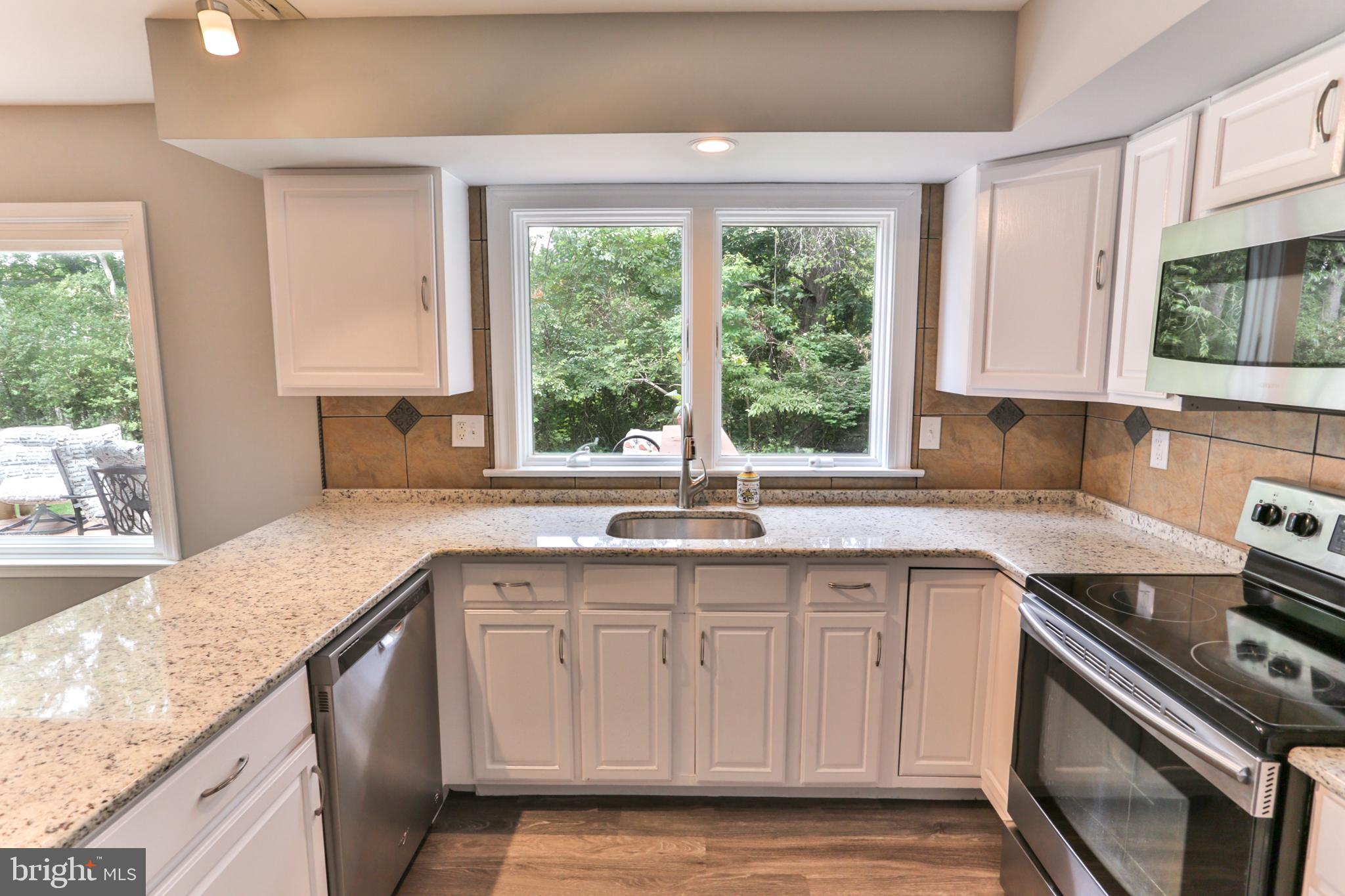 451 Valley View Road Langhorne, PA 19047 - Photo 25 of 69 Updated Kitchen