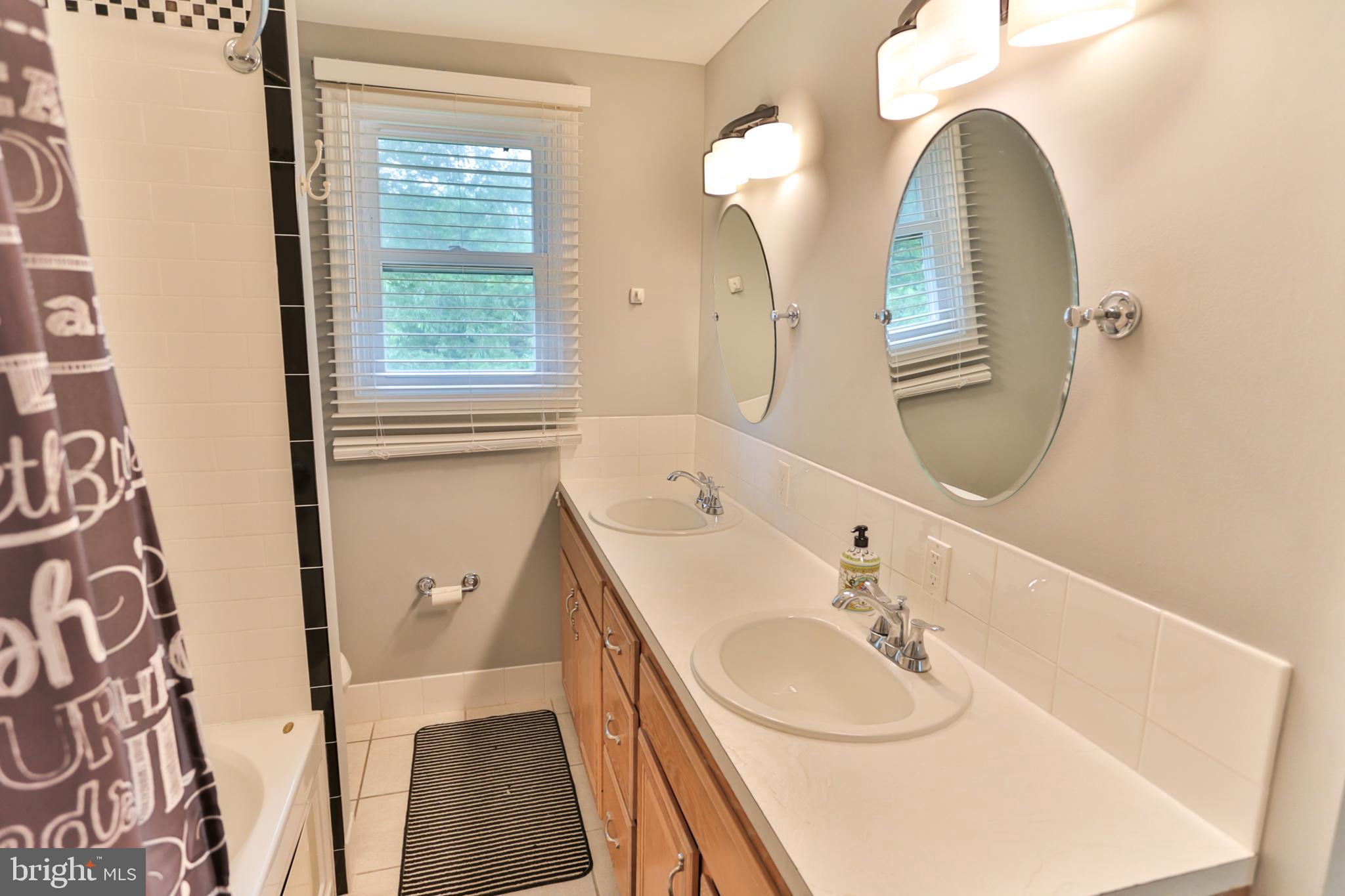 451 Valley View Road Langhorne, PA 19047 - Photo 48 of 69 Hall bath