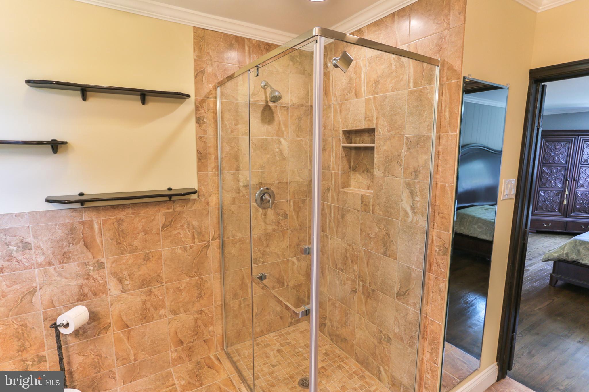 451 Valley View Road Langhorne, PA 19047 - Photo 54 of 69 Master bath
