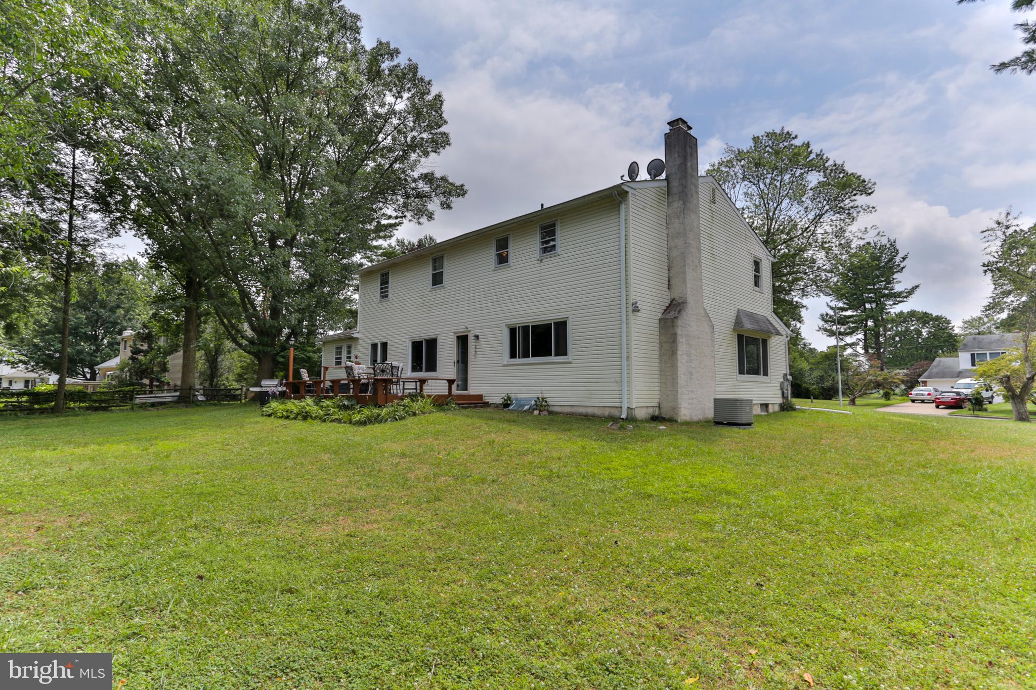 451 Valley View Road Langhorne, PA 19047 - Photo 69 of 69 Rear and Side Yards