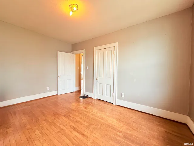 $89,000 | 1708 North Yew Street, Harrisburg, IL 62946