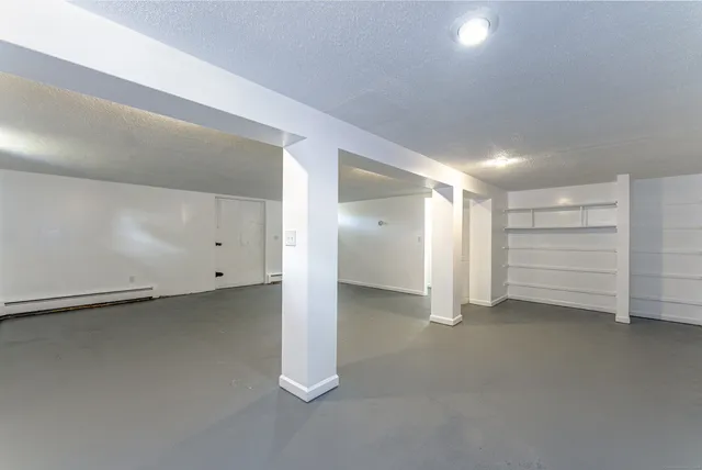 $409,500 | 8 Bonnie Lane, Waterbury, CT 06705