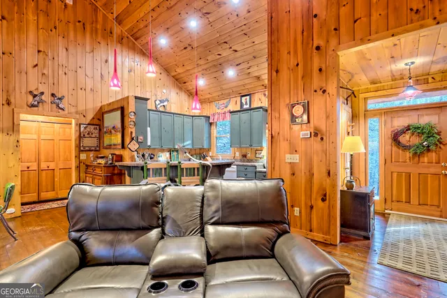 $560,000 | 341 Brookwood Lane, Clarkesville, GA 30523