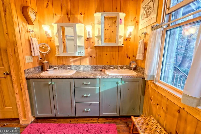 $560,000 | 341 Brookwood Lane, Clarkesville, GA 30523