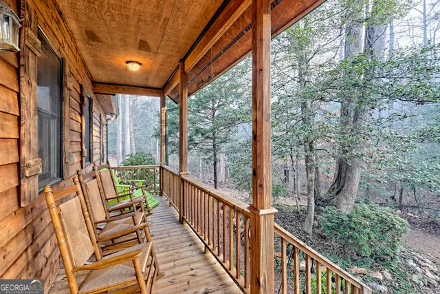 $560,000 | 341 Brookwood Lane, Clarkesville, GA 30523