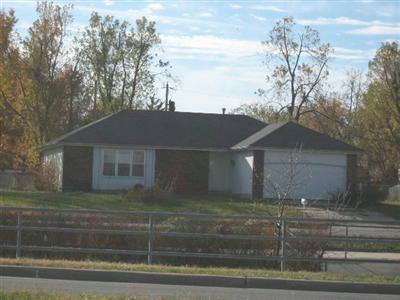 730 West Sunset Street Springfield, MO 65807 - Photo 1 of 1 Primary Photo