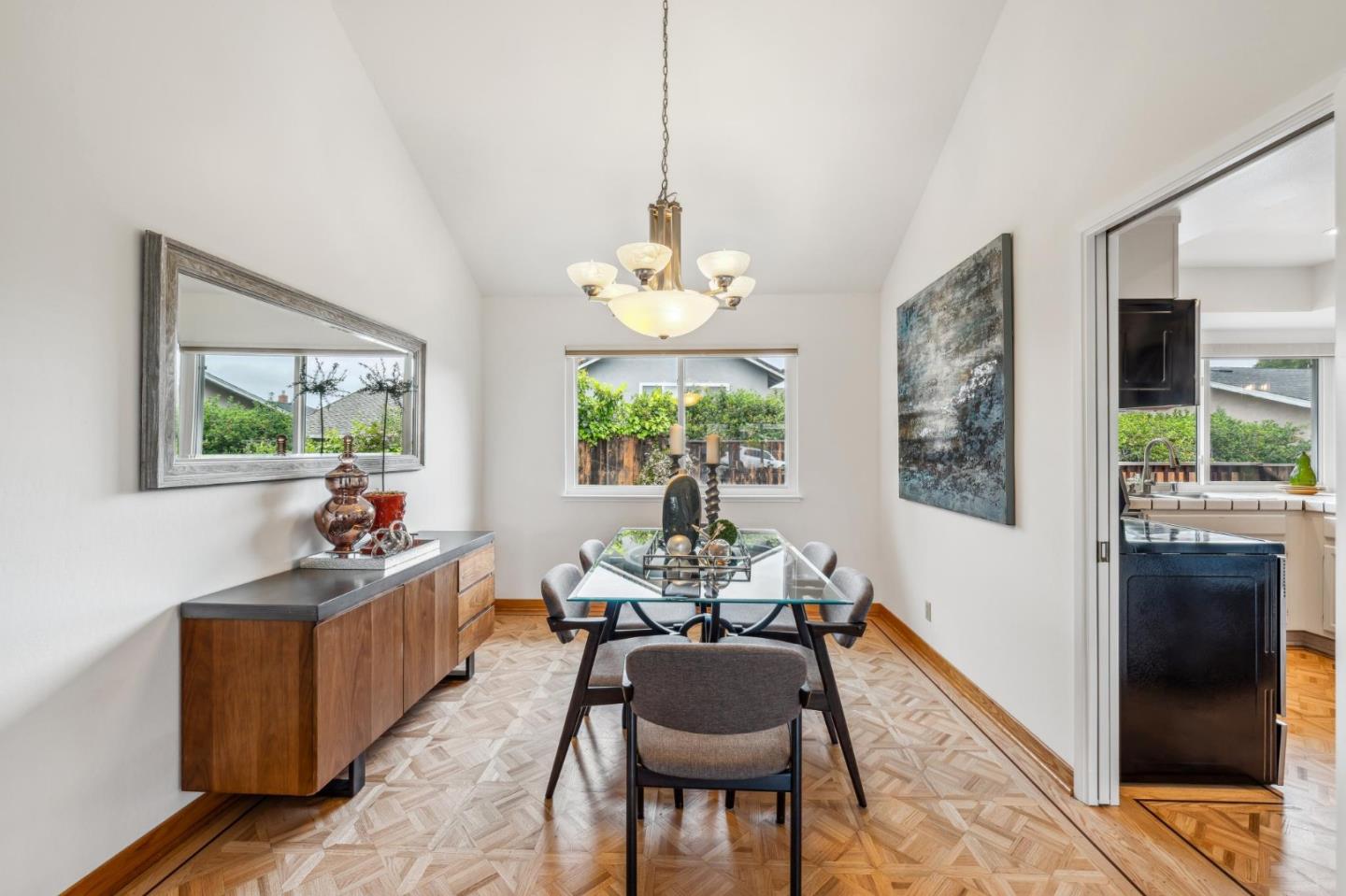 2707 Wakefield Drive Belmont, CA 94002 - Photo 8 of 37