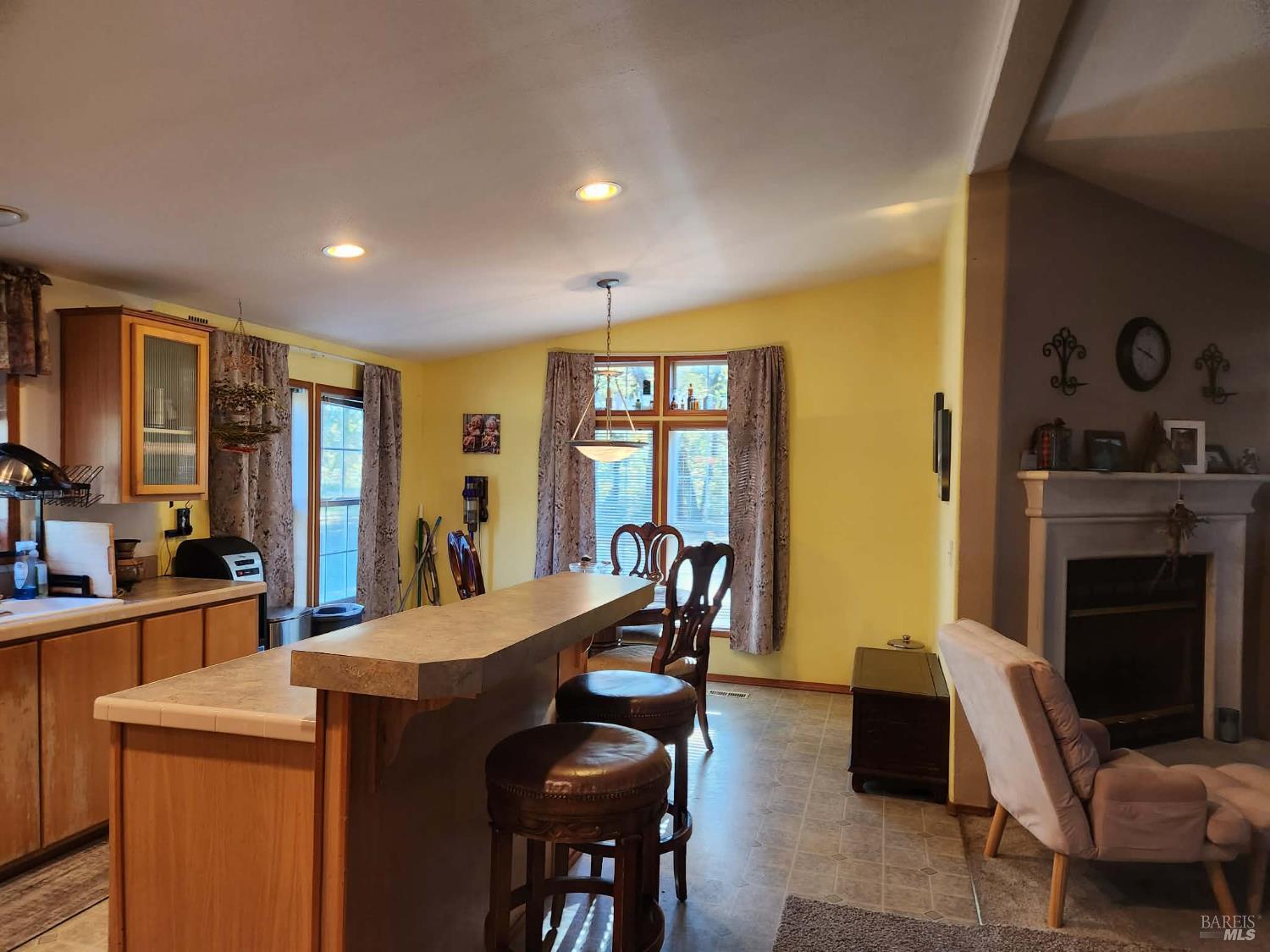 19401 Walker Road, Unit 30 Willits, CA 95490 - Photo 13 of 36