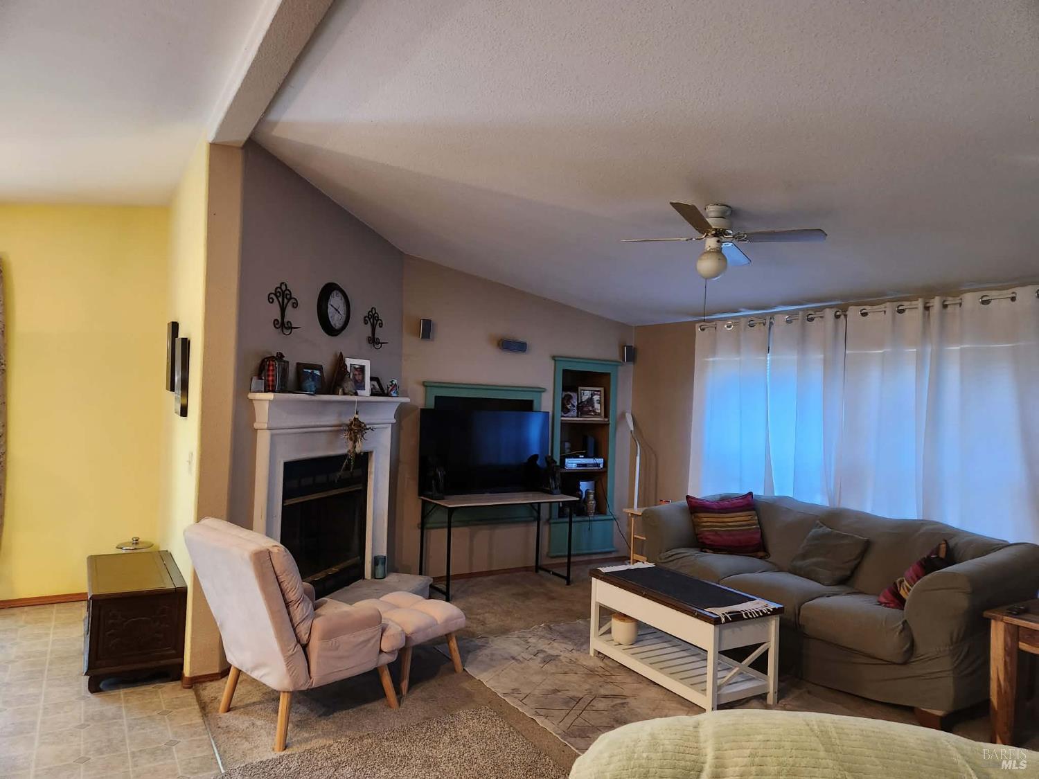 19401 Walker Road, Unit 30 Willits, CA 95490 - Photo 9 of 36