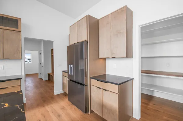 $749,900 | 308 Kerrigan Drive, Wrightstown, WI 54180